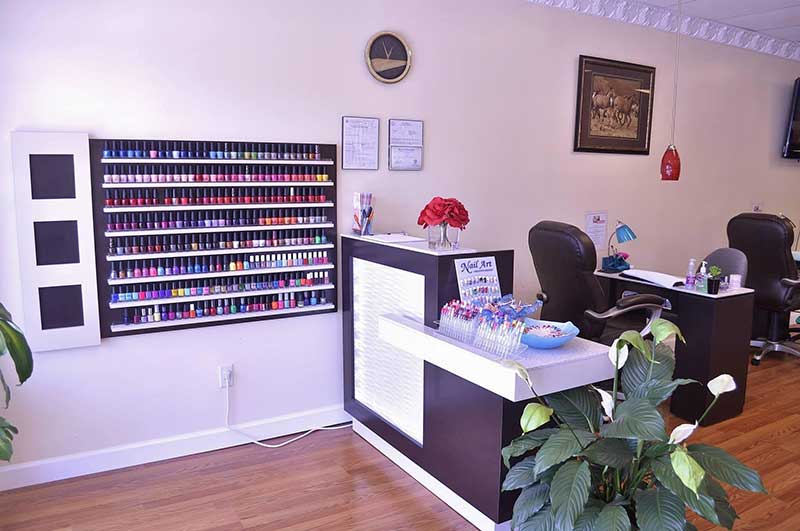 Lena Nails -Cần sang gấp tiệm nail In Chattanooga Tennesee